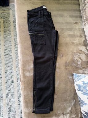 Joie Black Cropped Cargo Ankle Pants with Zippers